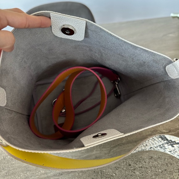 Crossbody bag - Picture 4 of 6